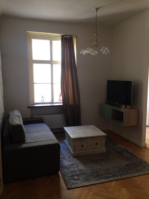Pinkova Apartments Прага Экстерьер фото