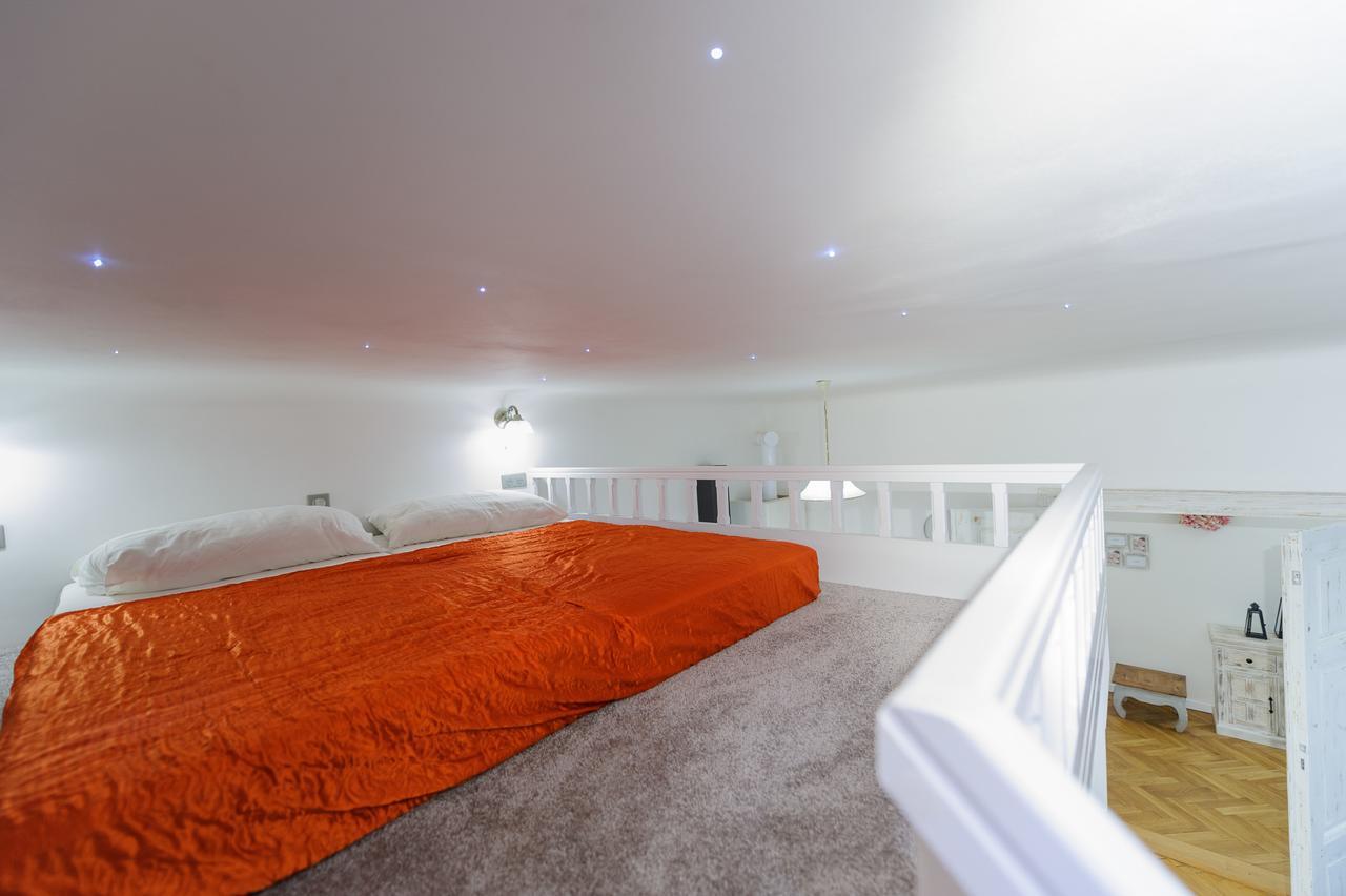 Pinkova Apartments Прага Экстерьер фото