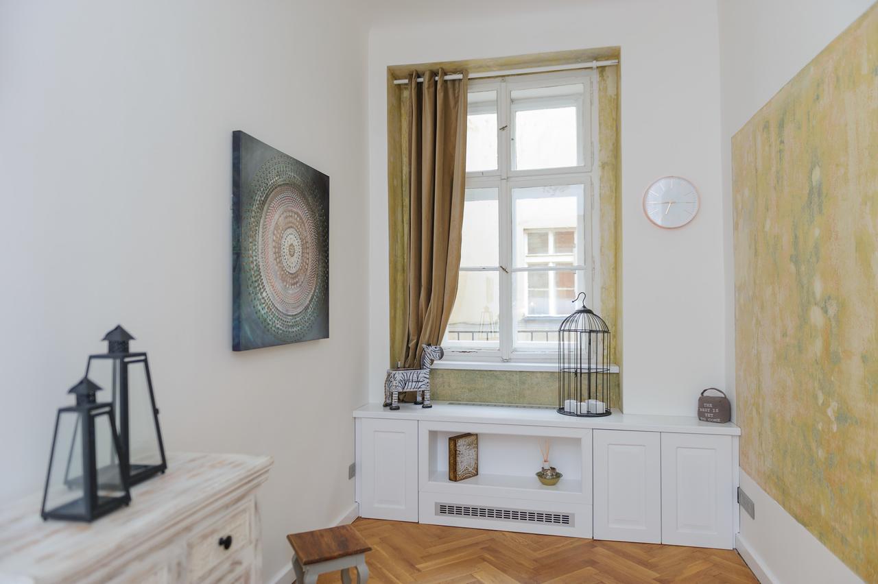Pinkova Apartments Прага Экстерьер фото