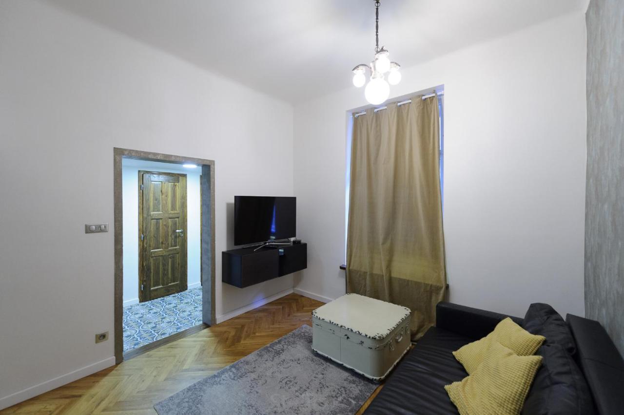 Pinkova Apartments Прага Экстерьер фото